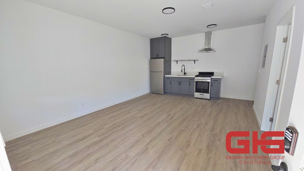 More Photos Of 405 N Euclid Ave, Pasadena Apartments For Sale