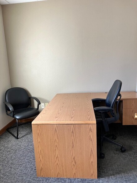 More Photos Of 102 N Broadway Ave, Hartington Office For Sale