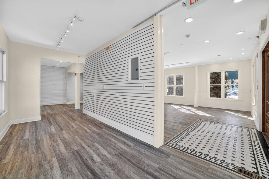 More Photos Of 470 Main St, Armonk Office For Sale