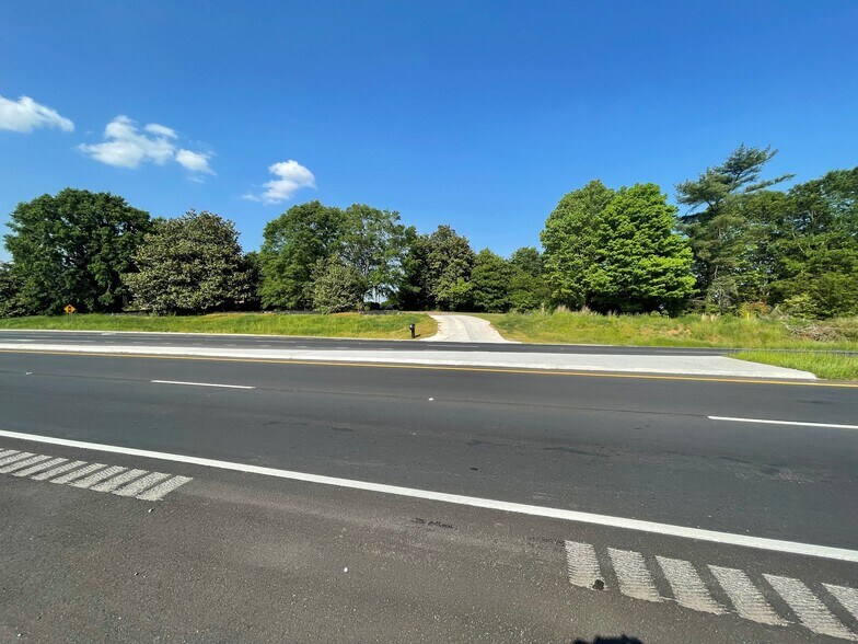 More Photos Of 2511 Athens Hwy, Gainesville Land For Sale