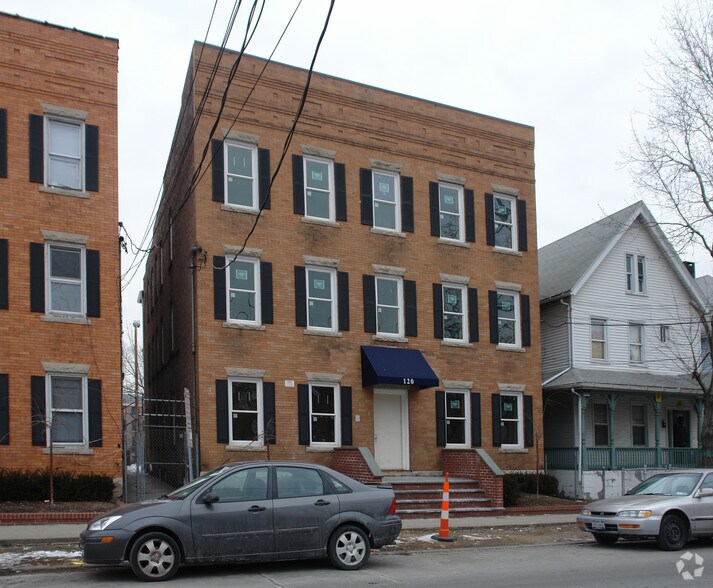More Photos Of 120 Henry St, Stamford Apartments For Sale