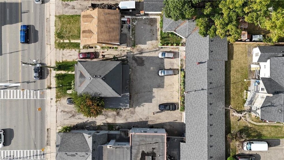 More Photos Of 225 Water St N, Cambridge Apartments For Sale