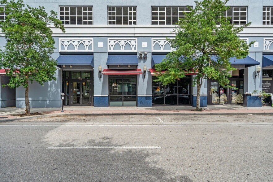 More Photos Of 212 S Olive Ave, West Palm Beach Apartments For Sale