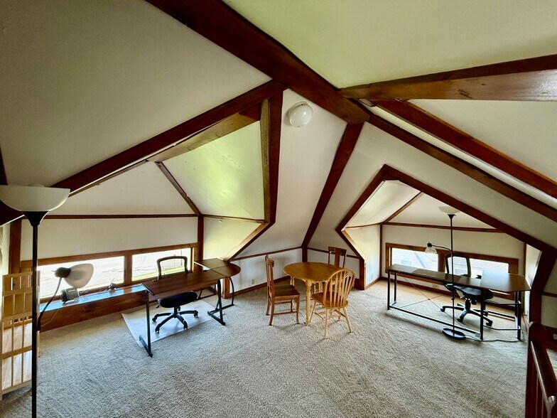 More Photos Of 1 Washington Dr, White House Station Coworking Space