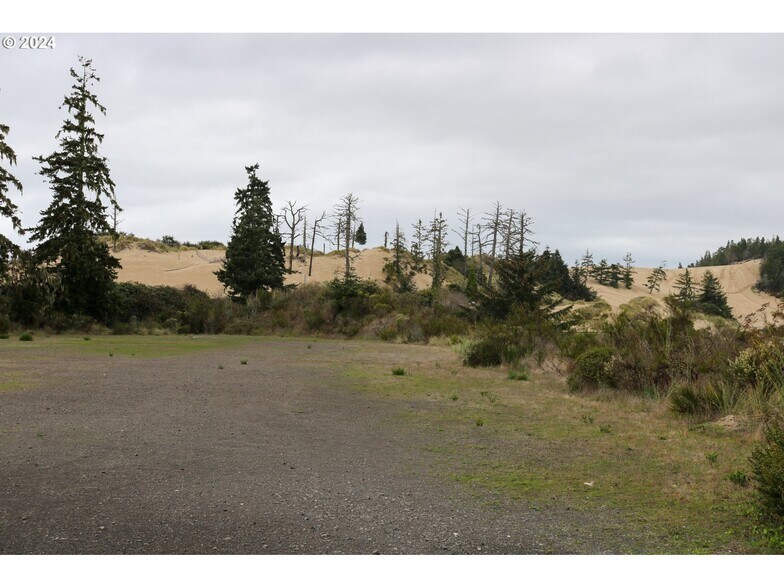 More Photos Of 92851 Trans Pacific Pkwy, North Bend Land For Sale