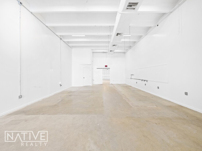 More Photos Of 1229-1231 NE 9th Ave, Fort Lauderdale Flex For Lease