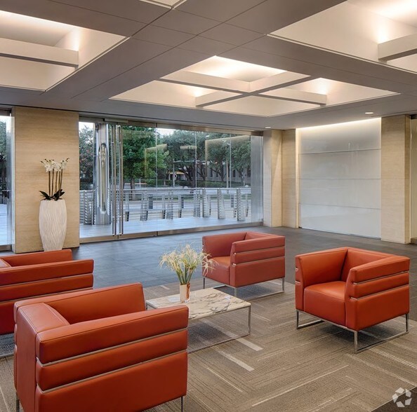 More Photos Of 2700 Post Oak Blvd, Houston Office For Lease