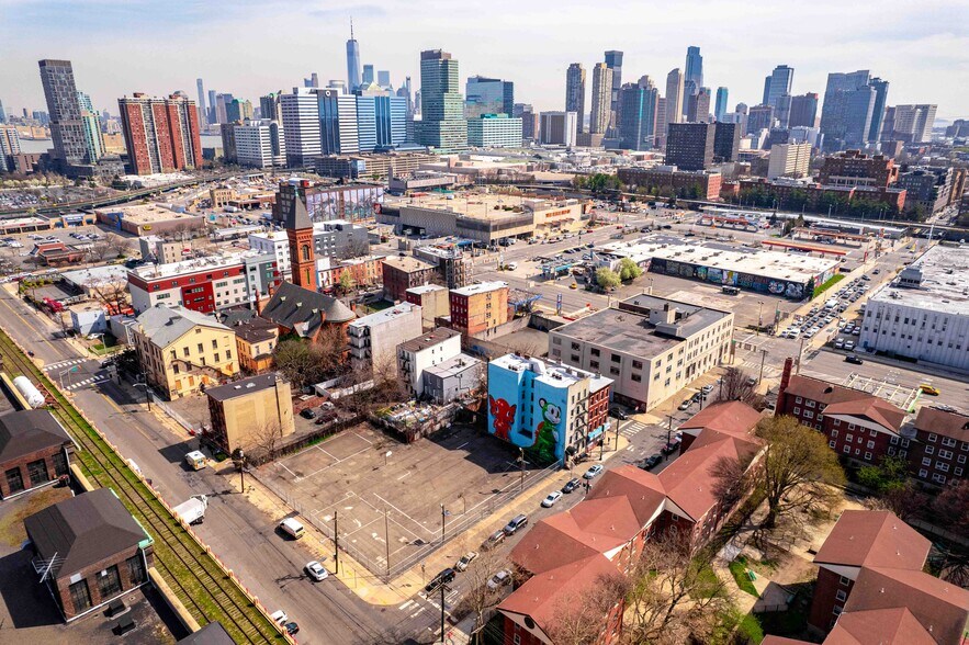 More Photos Of 266 Erie St, Jersey City Apartments For Sale