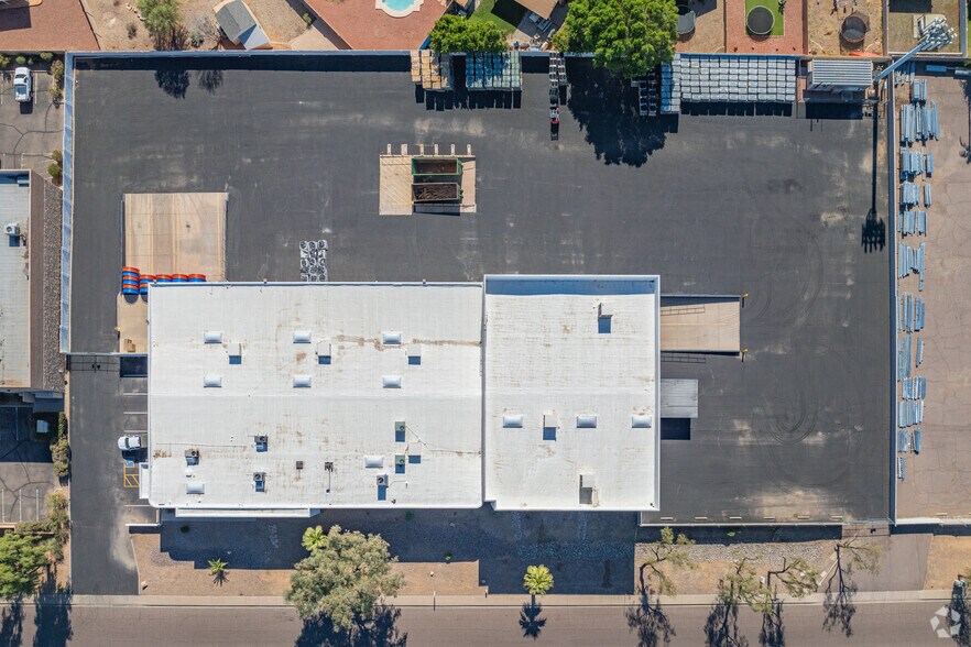 More Photos Of 2727 W Grovers Ave, Phoenix Warehouse For Sale
