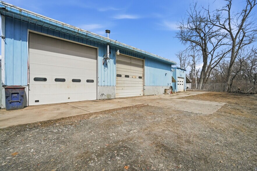 More Photos Of 14 Easthampton Rd, Northampton Warehouse For Lease