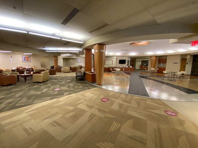 More Photos Of 955 Eastwind Dr, Westerville Medical For Lease