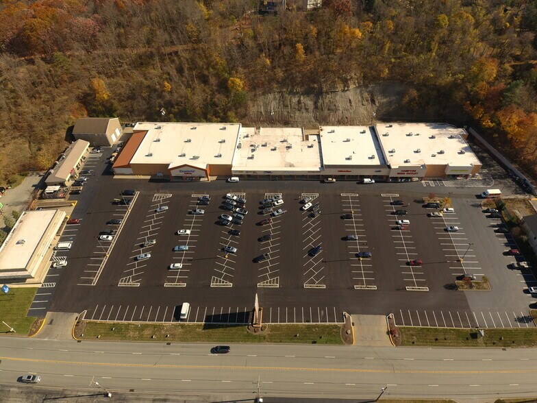 More Photos Of 4706 William Flynn Hwy, Allison Park Storefront For Lease