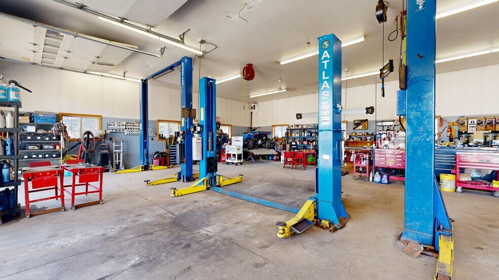 More Photos Of 48 S Main St, Andover Auto Repair For Sale