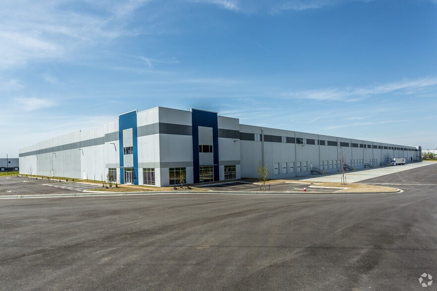 Primary Photo Of 7437 Polk Ln, Olive Branch Warehouse For Lease
