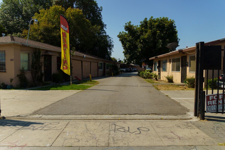 More Photos Of 3182 Euclid Ave, Lynwood Apartments For Sale