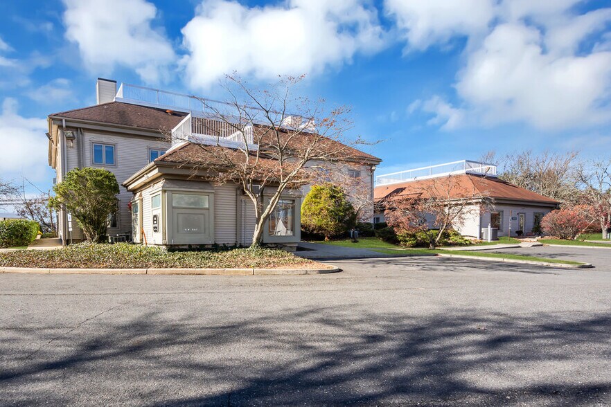 More Photos Of 1 Dag Hammarskjold Blvd, Howell Medical For Lease