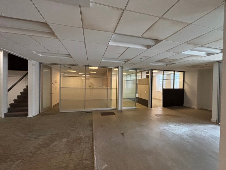 More Photos Of 1900 Lowe St, Pittsburgh Warehouse For Sale