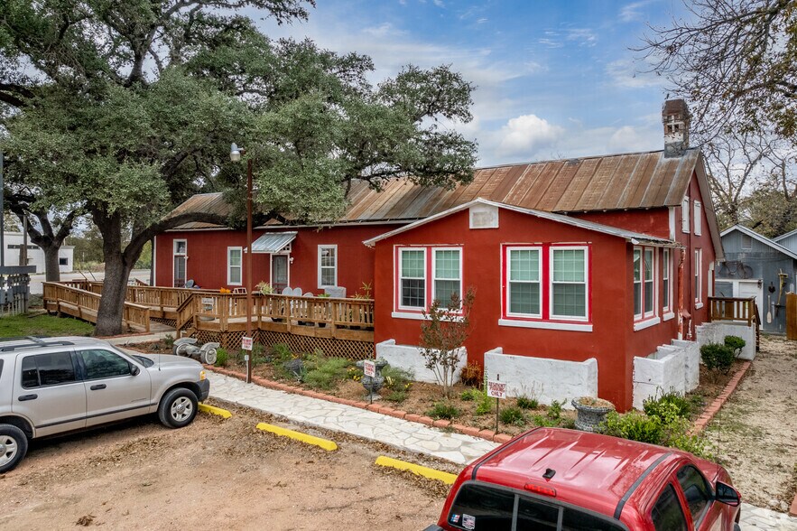 More Photos Of 7 US Highway 87, Comfort Specialty For Sale