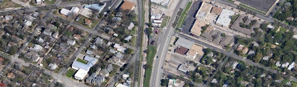 More Photos Of 5207 Airport Blvd, Austin Office For Sale