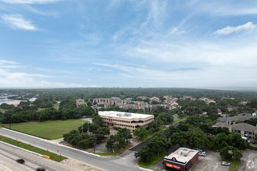 More Photos Of 12940 Research Blvd, Austin Office For Sale