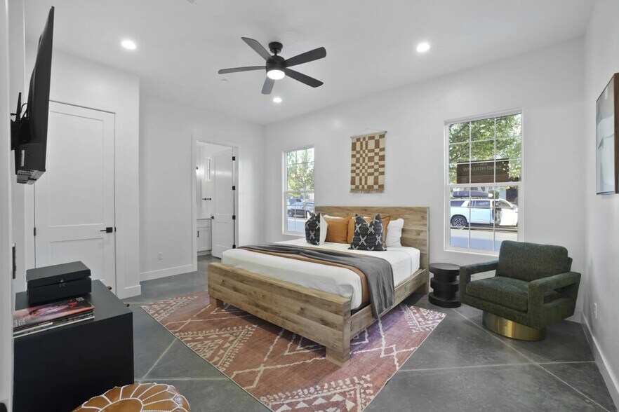 More Photos Of 4346 W Canterbury Rd, Hurricane Multifamily For Sale