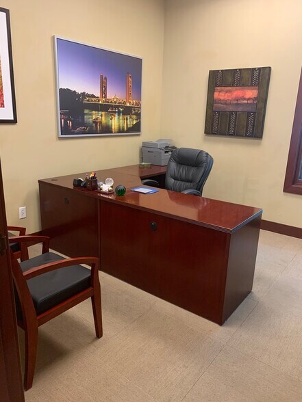 More Photos Of 140 Diamond Creek Pl, Roseville Office Residential For Lease