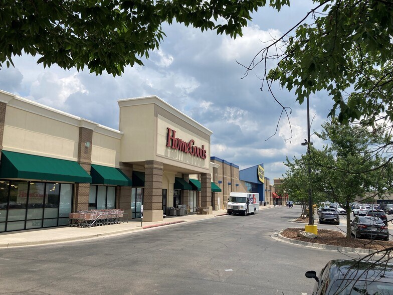 More Photos Of 5850 University Dr NW, Huntsville Unknown For Lease