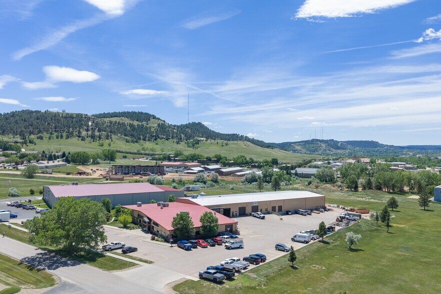 More Photos Of 2319 N Plaza Dr, Rapid City Warehouse For Lease