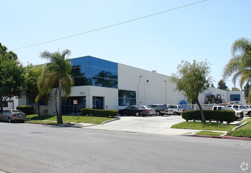 Primary Photo Of 1351 Logan Ave, Costa Mesa Warehouse For Lease