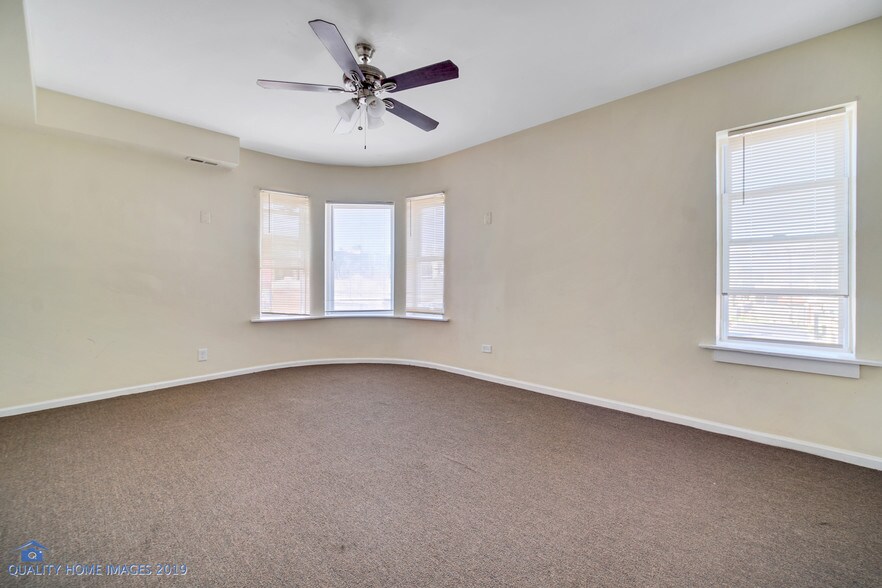 More Photos Of 932-944 E 79th St, Chicago Apartments For Sale