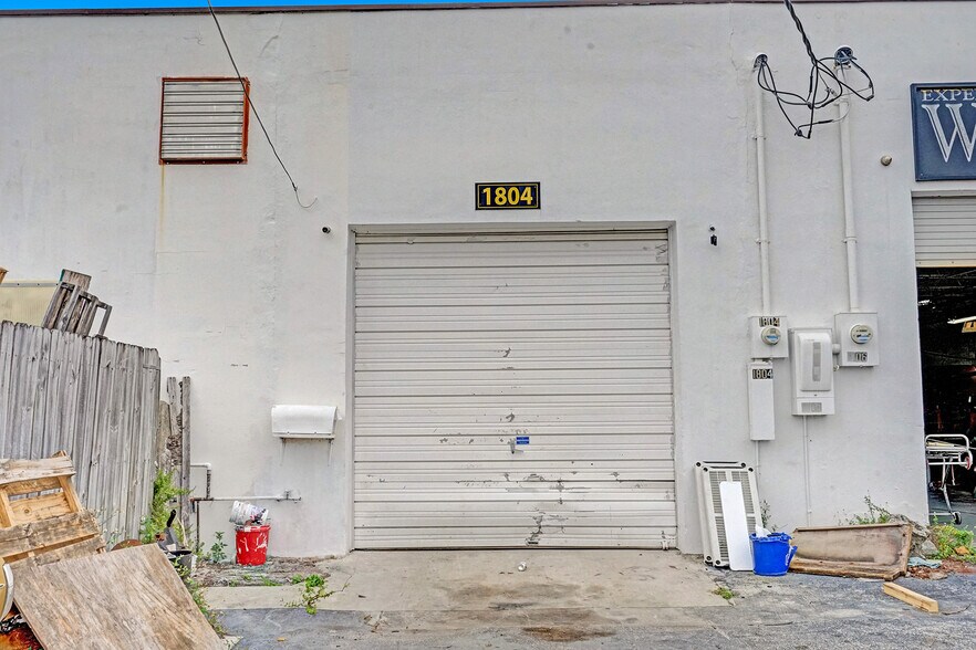 More Photos Of 1800-1812 SW 7th Ave, Pompano Beach Warehouse For Sale