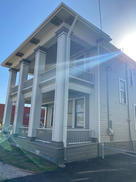 More Photos Of 918 S Alamo St, San Antonio Office For Lease