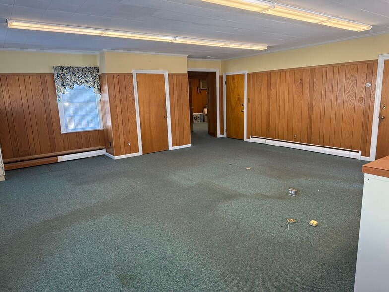 More Photos Of 42-44 Auburn Street St, Auburn Office For Lease