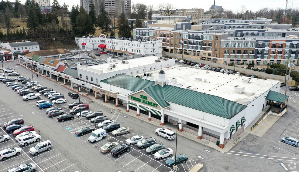 828 Dulaney Valley Rd, Towson, MD 21204 For Lease