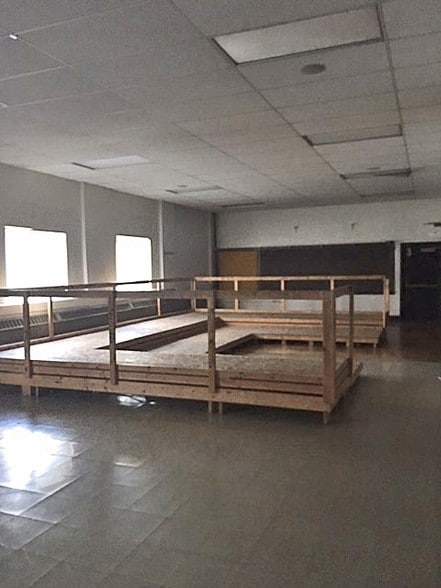 More Photos Of 305 W Elizabeth St, Stockbridge Schools For Sale