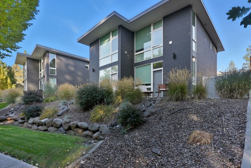 More Photos Of 2009 S Grand Blvd, Spokane Apartments For Sale