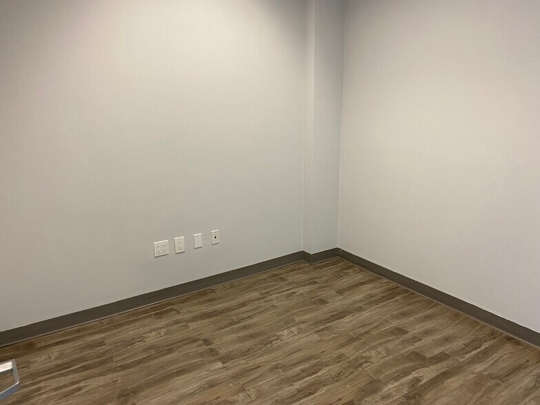 More Photos Of 3363 NE 163rd St, North Miami Beach Medical For Sale