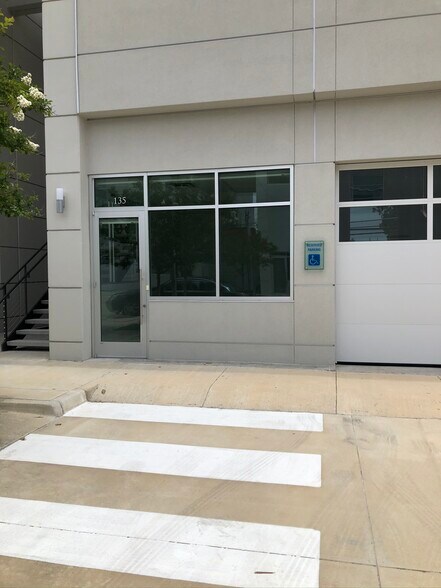 More Photos Of 7037 Twin Hills Ave, Dallas Unknown For Lease