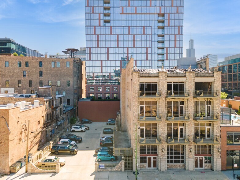 More Photos Of 165 N May St, Chicago Apartments For Sale