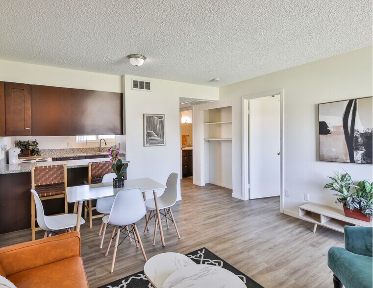 More Photos Of 46595 Vargas Rd, Indio Apartments For Sale