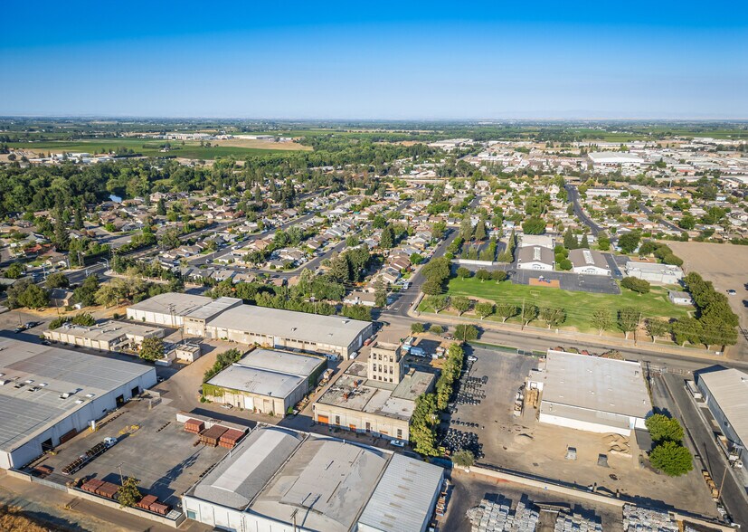 More Photos Of 701 N Stockton St, Lodi Manufacturing For Sale