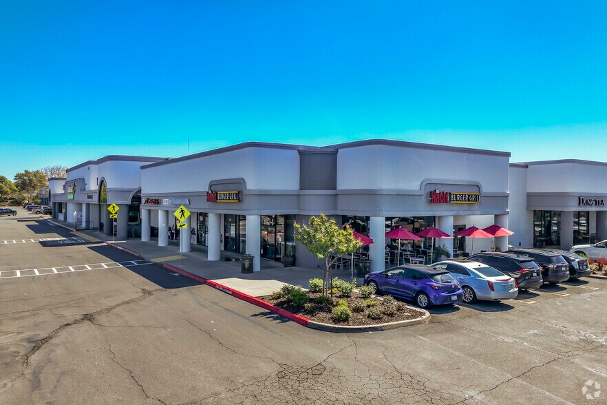 More Photos Of 4000-4130 Douglas Blvd, Roseville Unknown For Lease