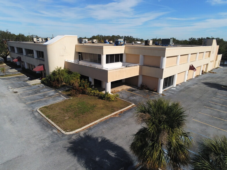 Primary Photo Of 7150 114th Ave, Largo Religious Facility For Sale