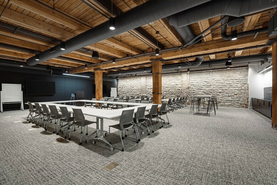 More Photos Of 15 Main St SE, Minneapolis Unknown For Lease