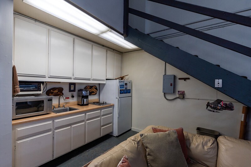 More Photos Of 305 Kenney St, El Cajon Airplane Hangar For Sale