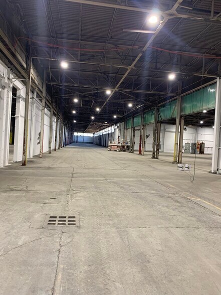 More Photos Of 1601 Hunter Ave, Niles Warehouse For Lease