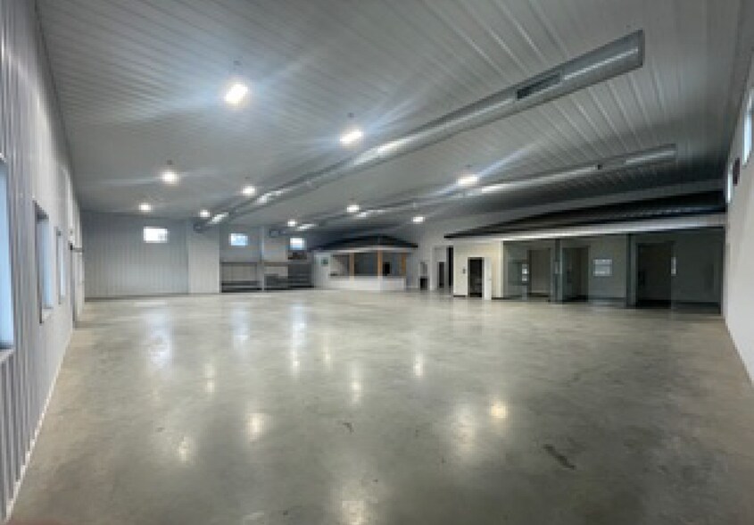 More Photos Of , Martinsville General Retail For Sale
