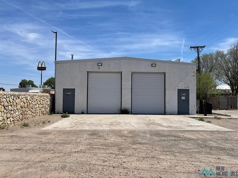 Primary Photo Of 115 8th St, Deming Warehouse For Sale