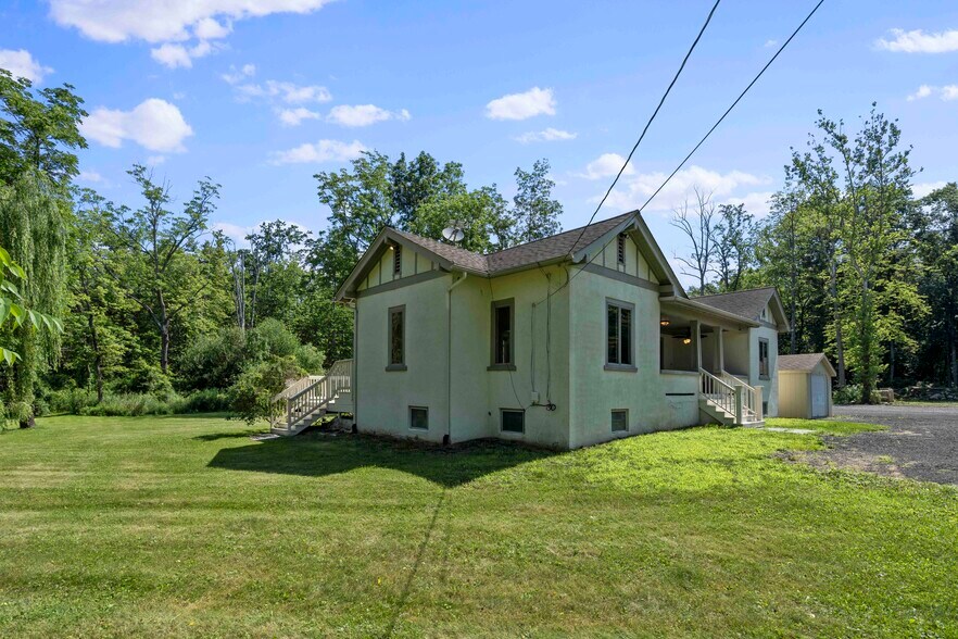 More Photos Of 490 Rt 46 Rd, Belvidere Light Distribution For Sale