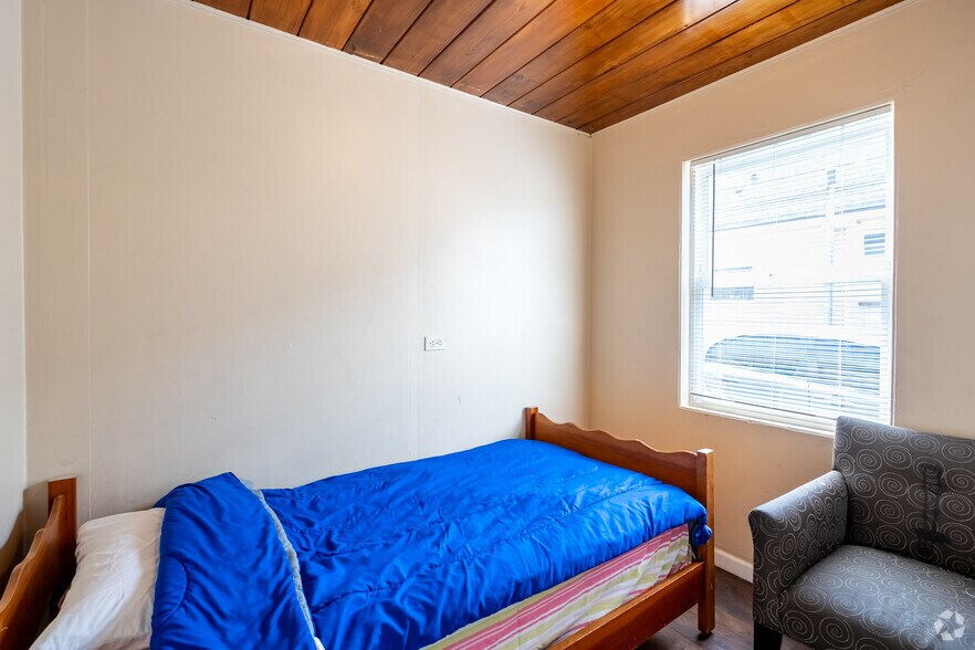 More Photos Of 810 State Ave, Marysville Hotel For Sale